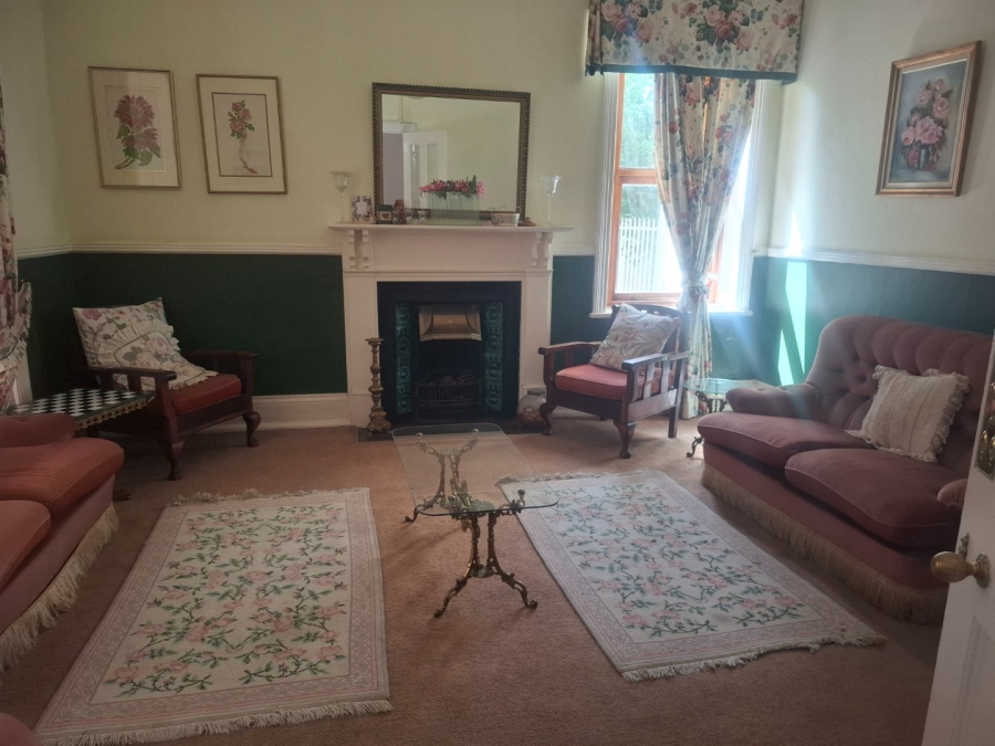 5 Bedroom Property for Sale in Kroonstad Central Free State